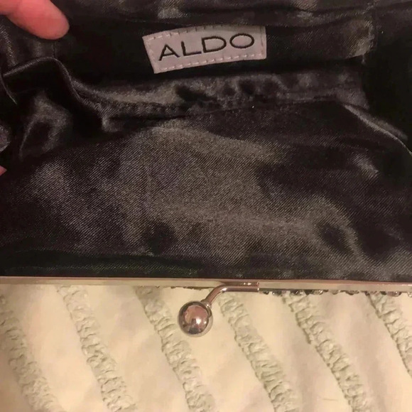 Aldo beaded bag with chain - Picture 4 of 4